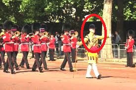 drum-major3